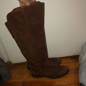 Talk brown boots